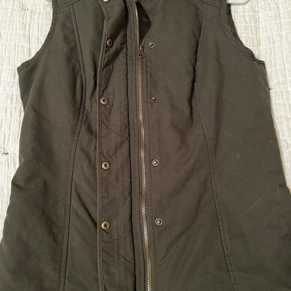 Magellan Vest - Picture 2 of 4